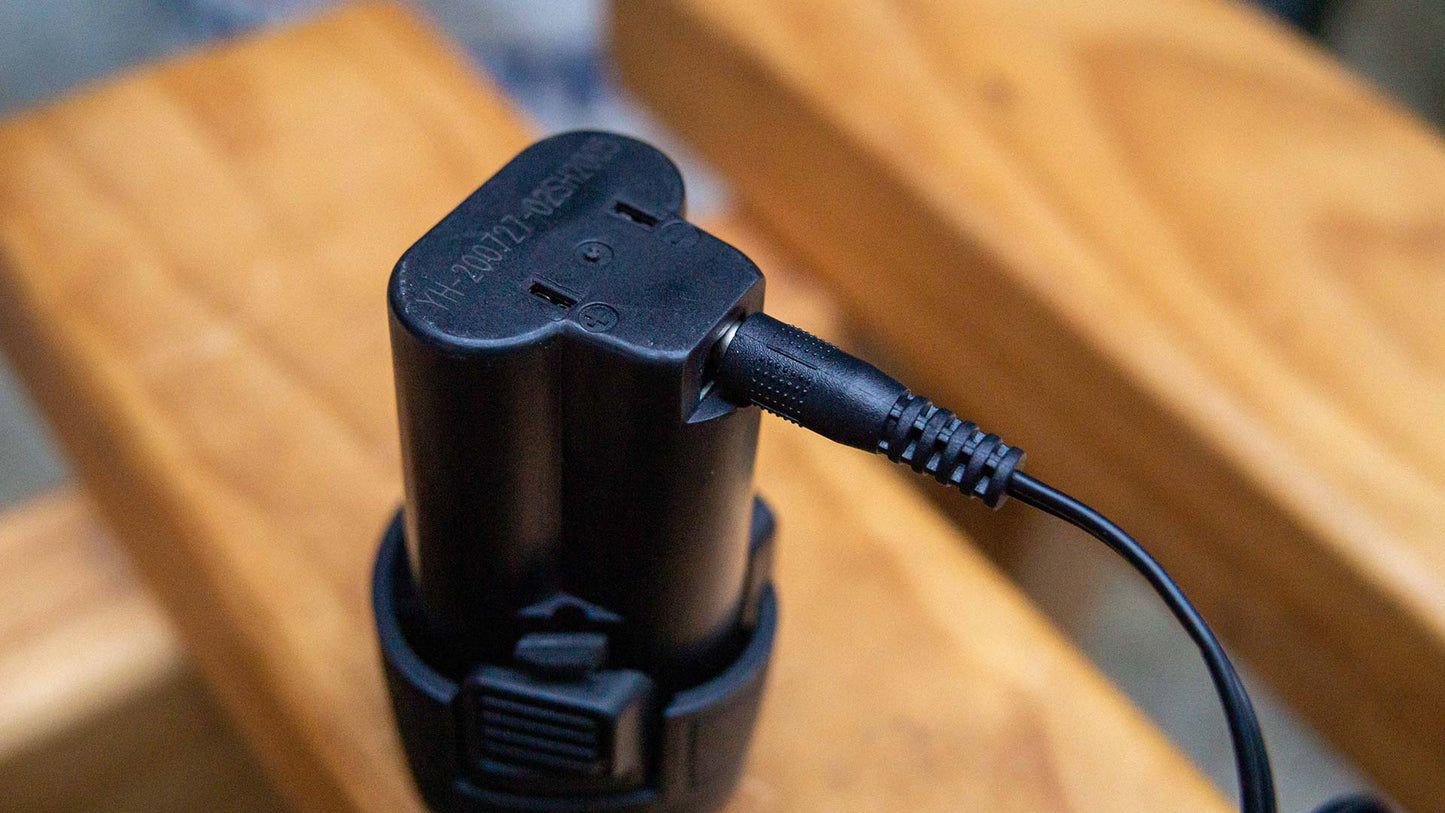 TOTAL TCLI12071 12V S12 Battery Charger |  S12 شاحن بطارية 12 فولت